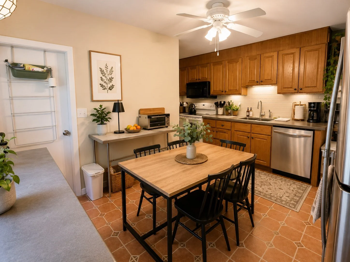 4 bed, 2 bath apartment for rent at 87 Burget Ave Unit 2, Medford — photo 3 of 19