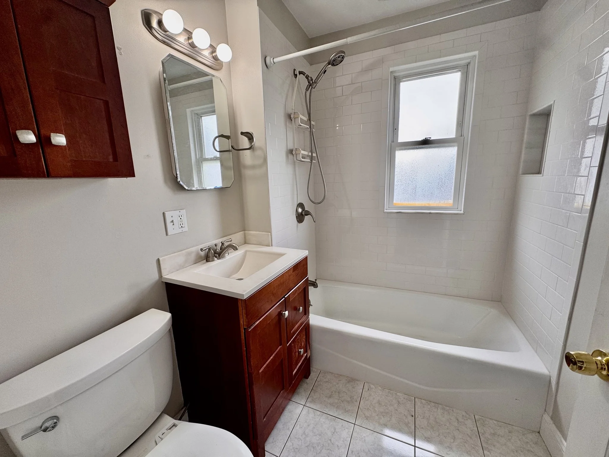 4 bed, 2 bath apartment for rent at 87 Burget Ave Unit 2, Medford — photo 8 of 19