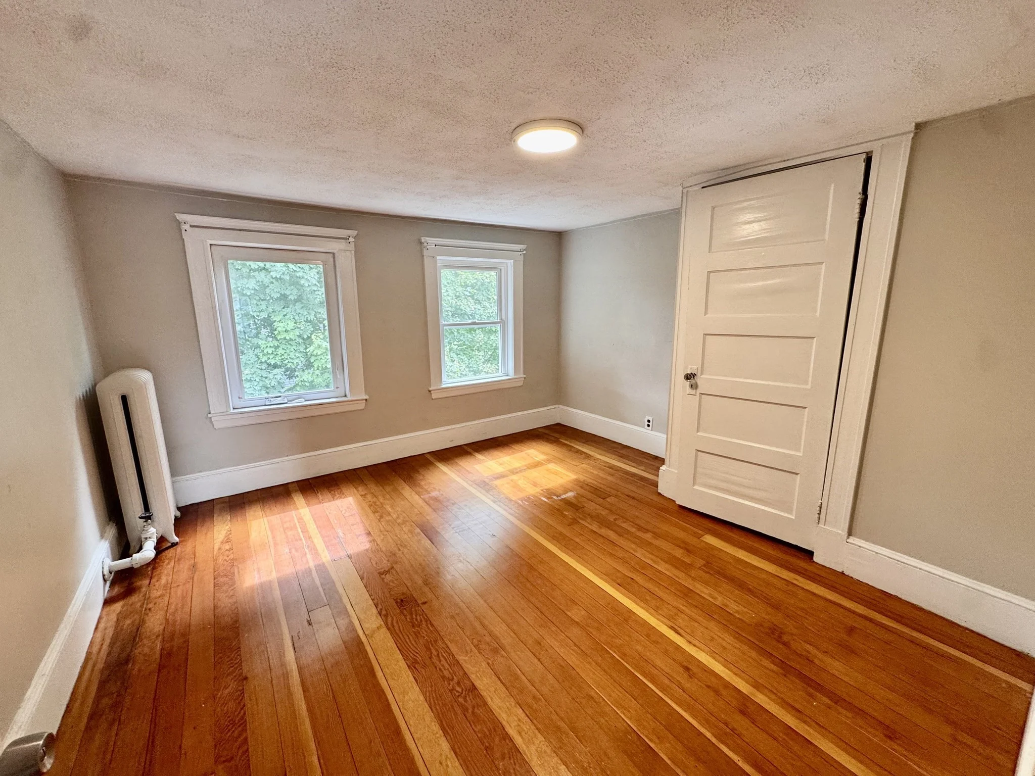 4 bed, 2 bath apartment for rent at 87 Burget Ave Unit 2, Medford — photo 9 of 19