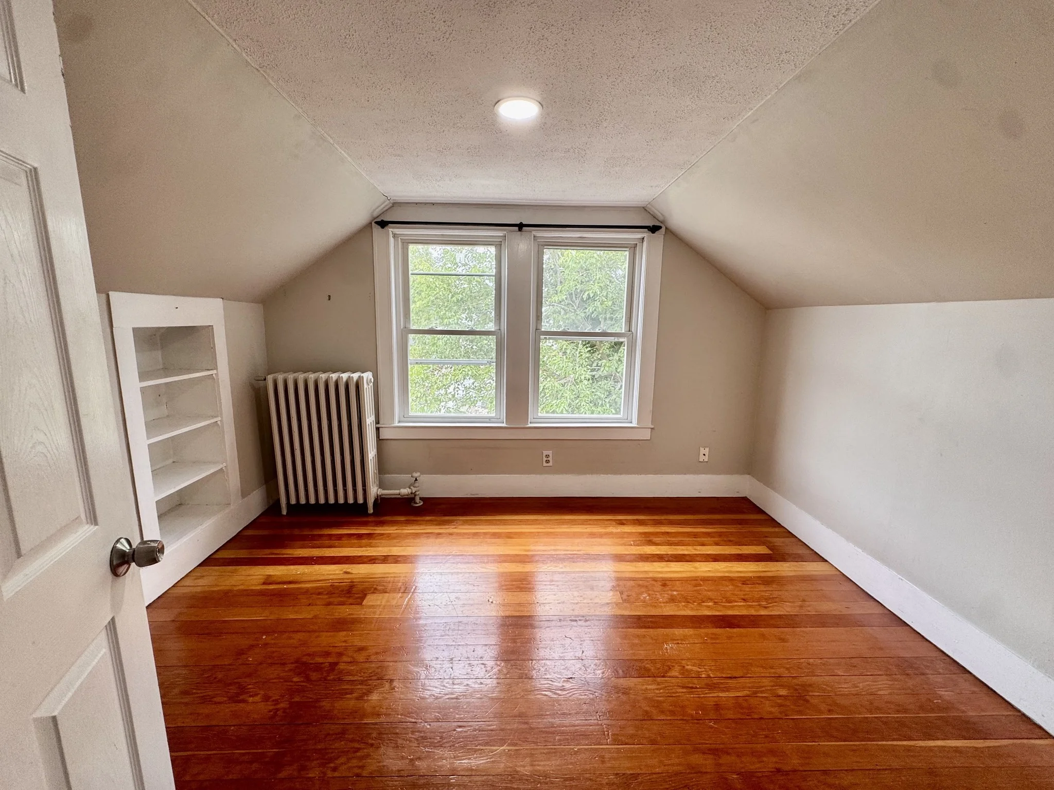 4 bed, 2 bath apartment for rent at 87 Burget Ave Unit 2, Medford — photo 11 of 19