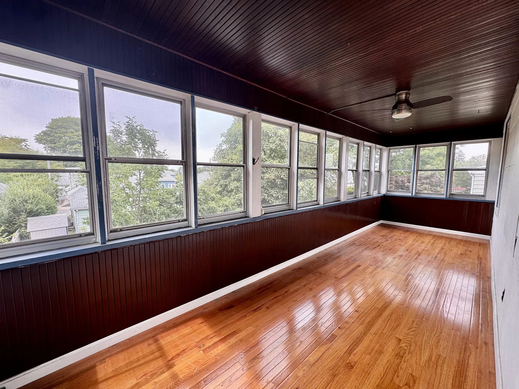 4 bed, 2 bath apartment for rent at 87 Burget Ave Unit 2, Medford — photo 16 of 19