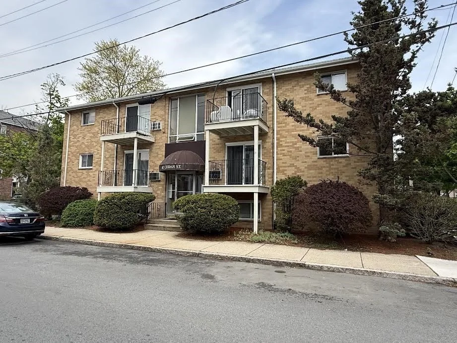 2 bed, 1 bath apartment for rent at 87 Cedar St Unit 6, Malden — photo 3 of 27