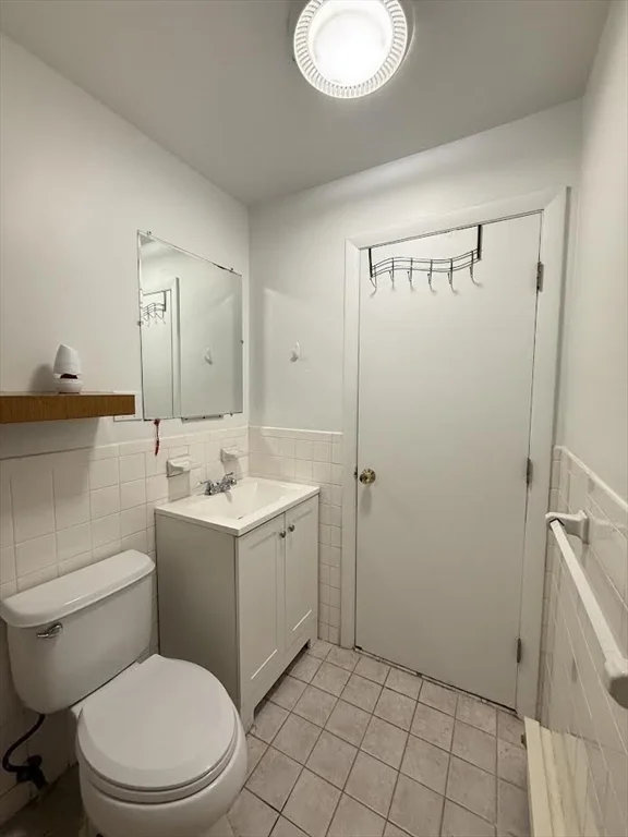 2 bed, 1 bath apartment for rent at 87 Cedar St Unit 6, Malden — photo 23 of 27