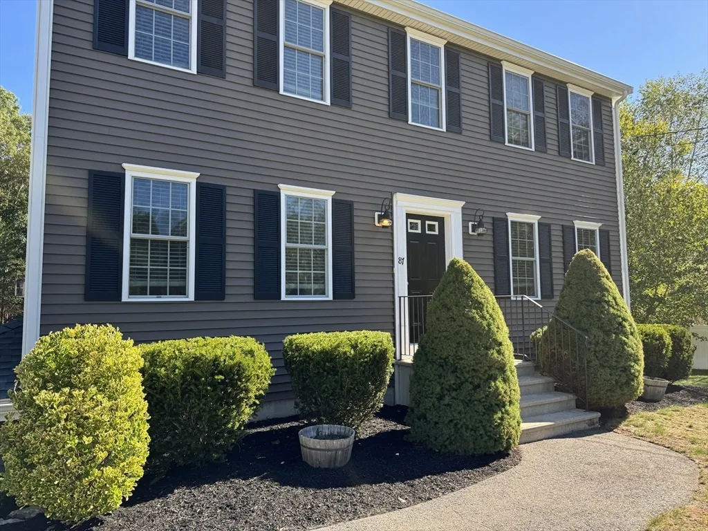 3 bed, 2 bath apartment for rent at 87 Center, Carver — photo 1 of 42