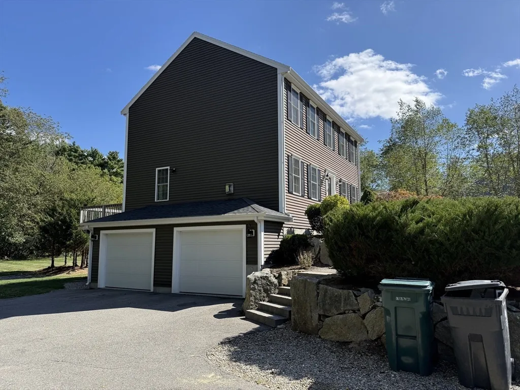 3 bed, 2 bath apartment for rent at 87 Center, Carver — photo 39 of 42