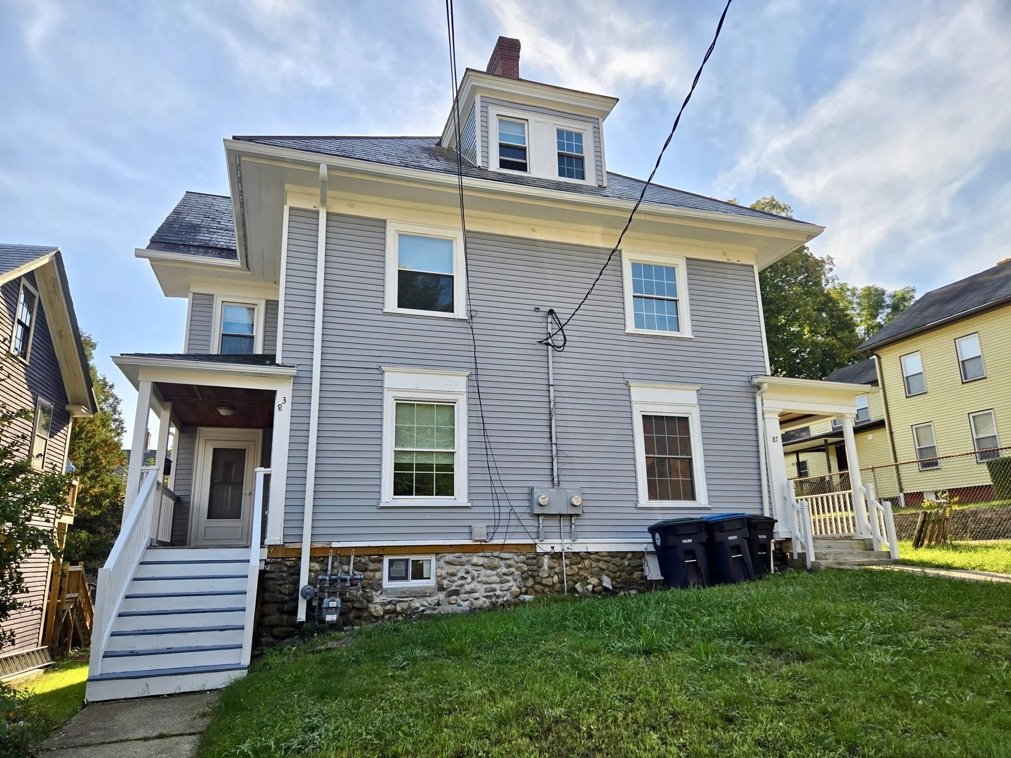 5 bed, 1 bath apartment for rent at 87 Chapin St Unit 1, Southbridge — photo 1 of 13