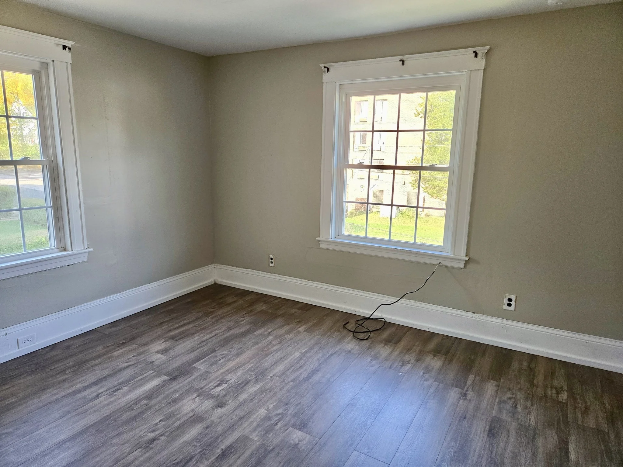 5 bed, 1 bath apartment for rent at 87 Chapin St Unit 1, Southbridge — photo 10 of 13