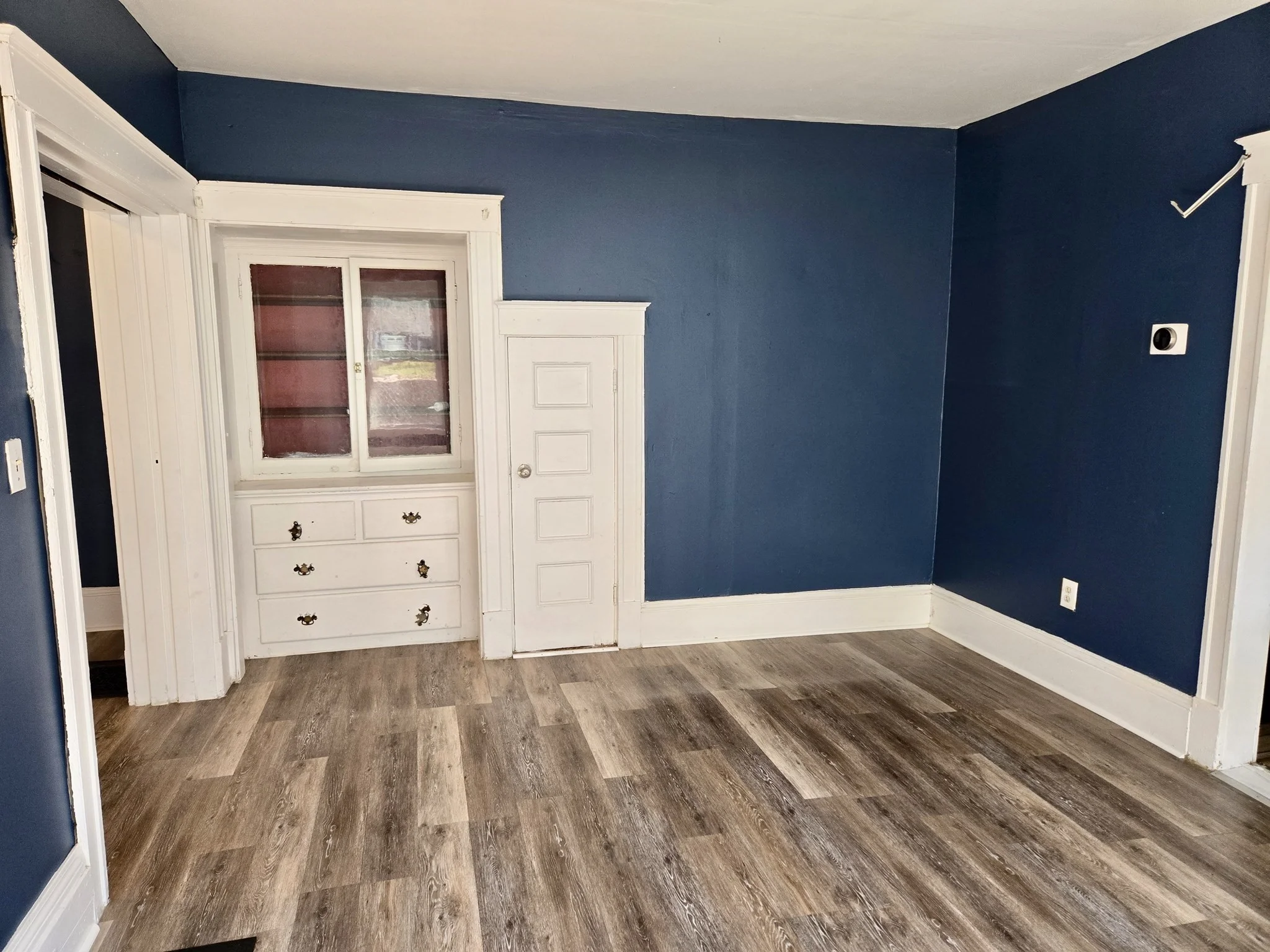 5 bed, 1 bath apartment for rent at 87 Chapin St Unit 1, Southbridge — photo 5 of 13