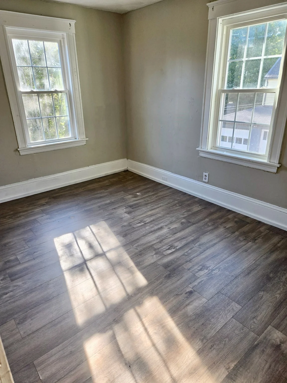 5 bed, 1 bath apartment for rent at 87 Chapin St Unit 1, Southbridge — photo 12 of 13