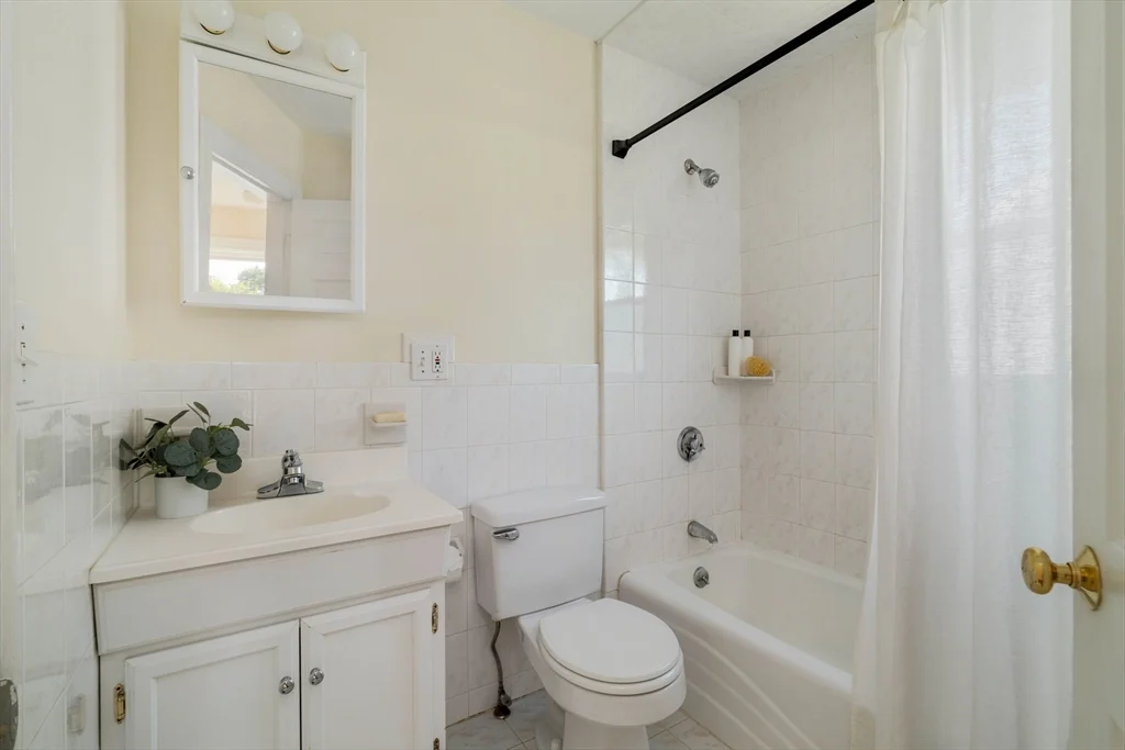 5 bed, 2 bath apartment for rent at 87 College Ave, Medford — photo 29 of 42