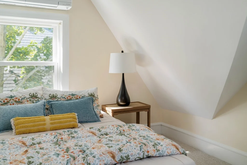 5 bed, 2 bath apartment for rent at 87 College Ave, Medford — photo 35 of 42
