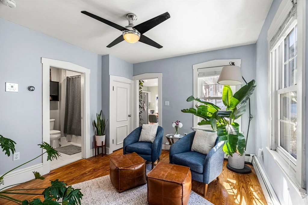3 bed, 1 bath apartment for rent at 87 Condor St Unit 2, East Boston — photo 4 of 16