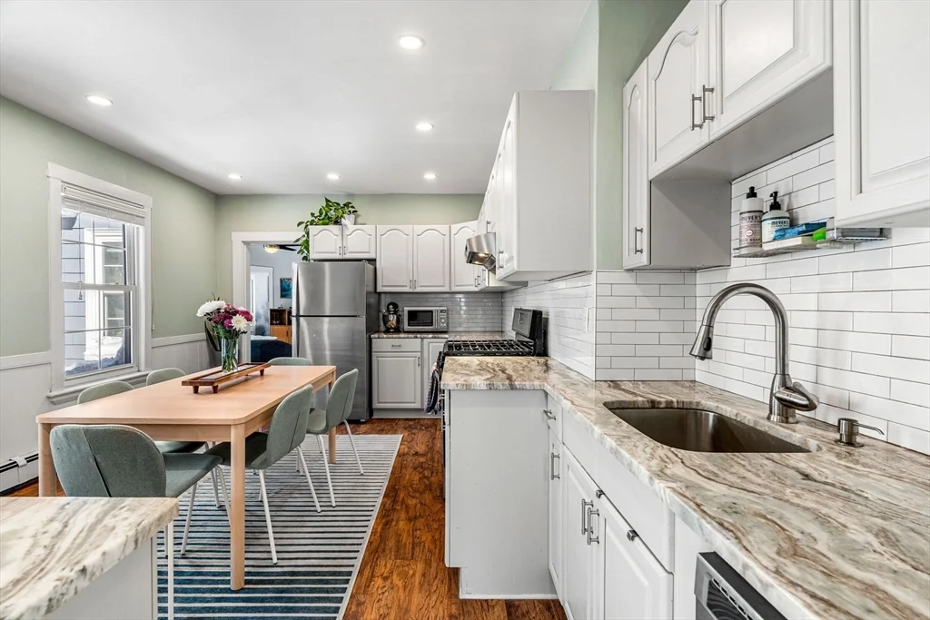 3 bed, 1 bath apartment for rent at 87 Condor St Unit 2, East Boston — photo 2 of 16