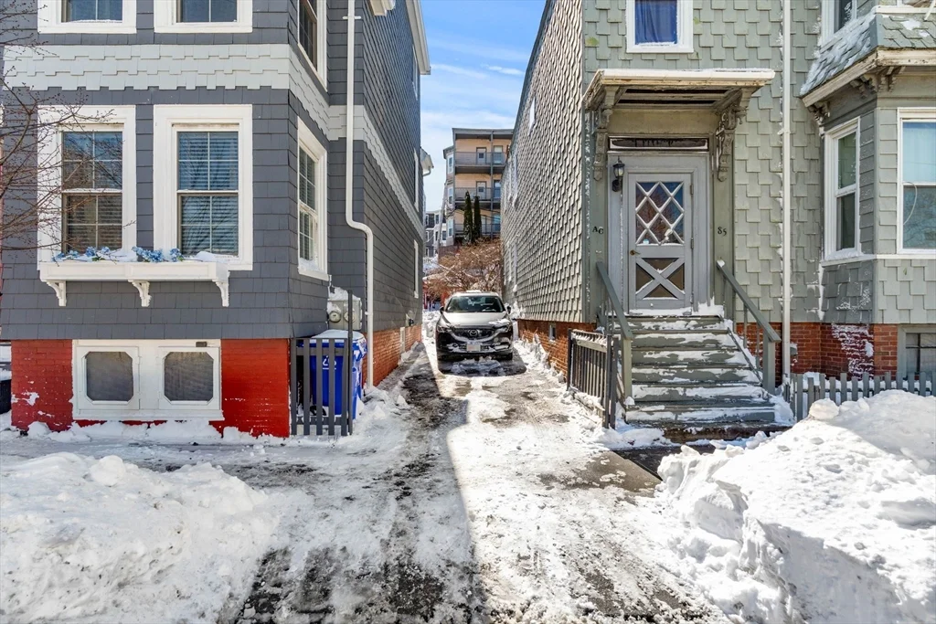 3 bed, 1 bath apartment for rent at 87 Condor St Unit 2, East Boston — photo 16 of 16