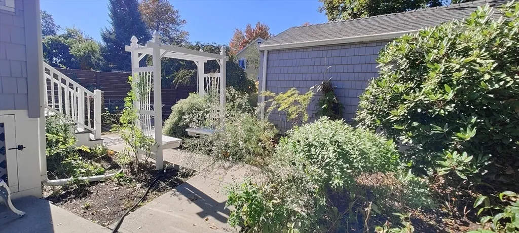 3 bed, 2 bath apartment for rent at 87 Evans Unit 1, Watertown — photo 24 of 30