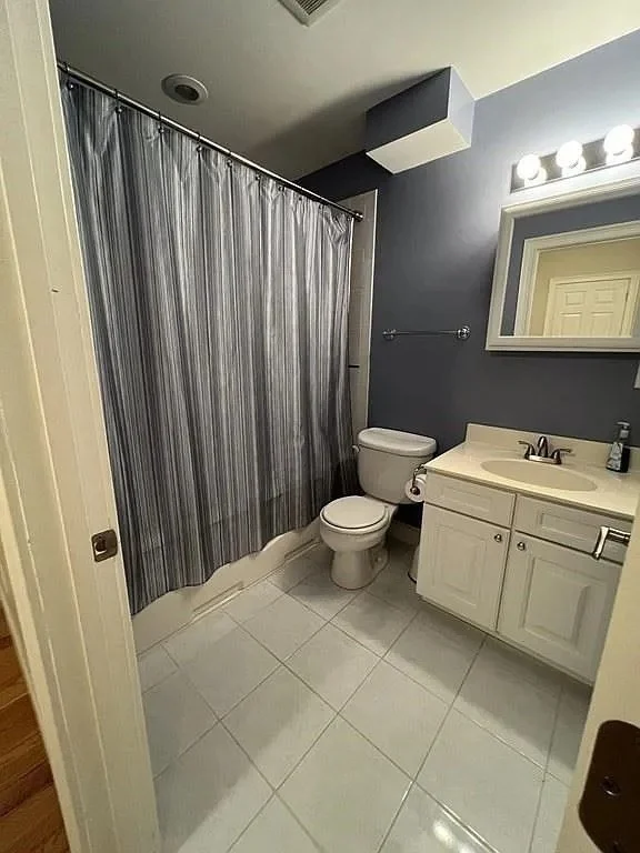 2 bed, 2 bath apartment for rent at 87 Franklin Unit 203, Quincy — photo 17 of 19