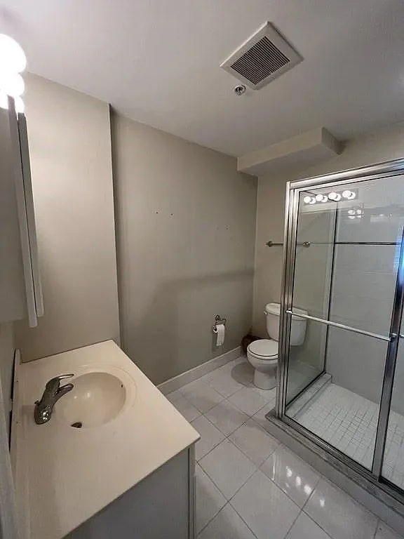 2 bed, 2 bath apartment for rent at 87 Franklin Unit 203, Quincy — photo 15 of 19