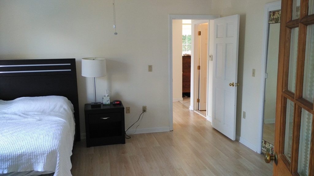 2 bed, 1 bath apartment for rent at 87 Freeman St Unit 1, Auburndale — photo 6 of 17