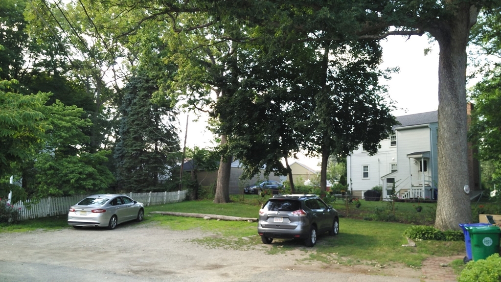 2 bed, 1 bath apartment for rent at 87 Freeman St Unit 1, Auburndale — photo 17 of 17