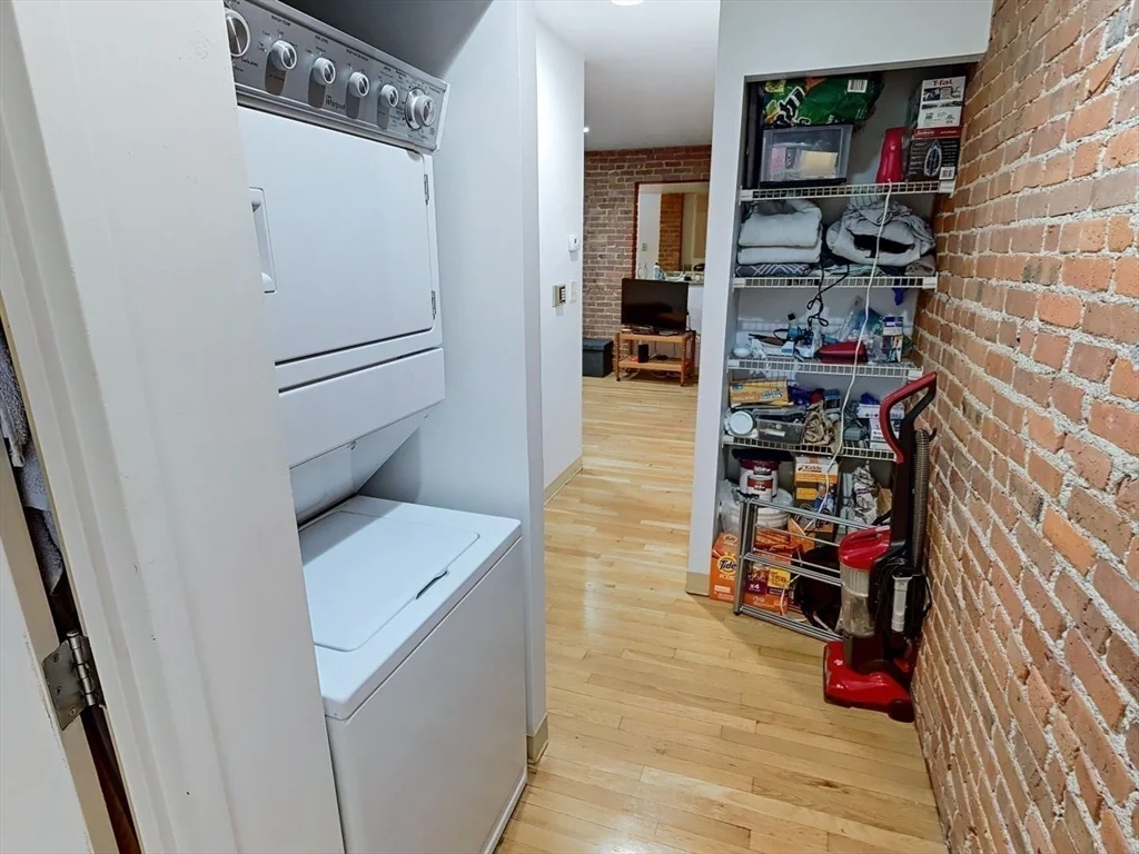 2 bed, 1 bath apartment for rent at 87 Gainsborough St Unit 107, Fenway — photo 9 of 9