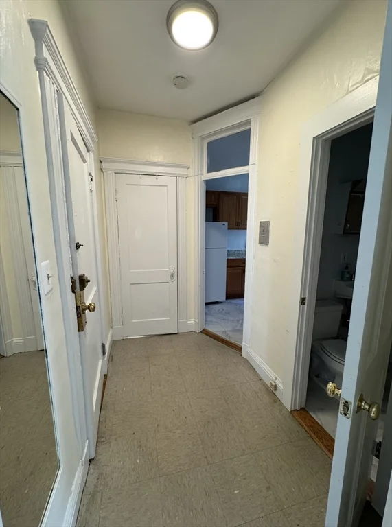 Studio bed, 1 bath apartment for rent at 87 Gordon St Unit 11, Brighton — photo 3 of 8