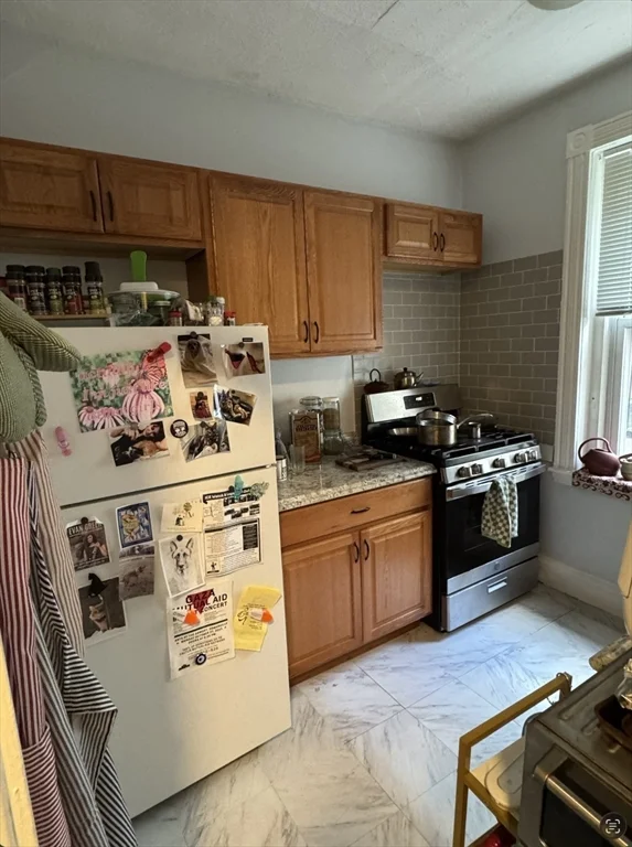 Studio bed, 1 bath apartment for rent at 87 Gordon St Unit 8, Brighton — photo 6 of 9