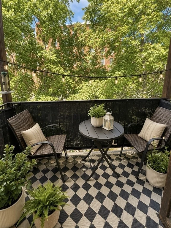 1 bed, 1 bath apartment for rent at 87 Gordon St Unit 9, Brighton — photo 5 of 8