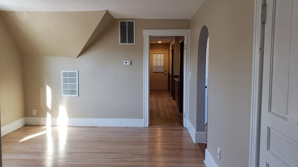 2 bed, 1 bath apartment for rent at 87 Hamilton St Unit 3, Worcester — photo 18 of 19