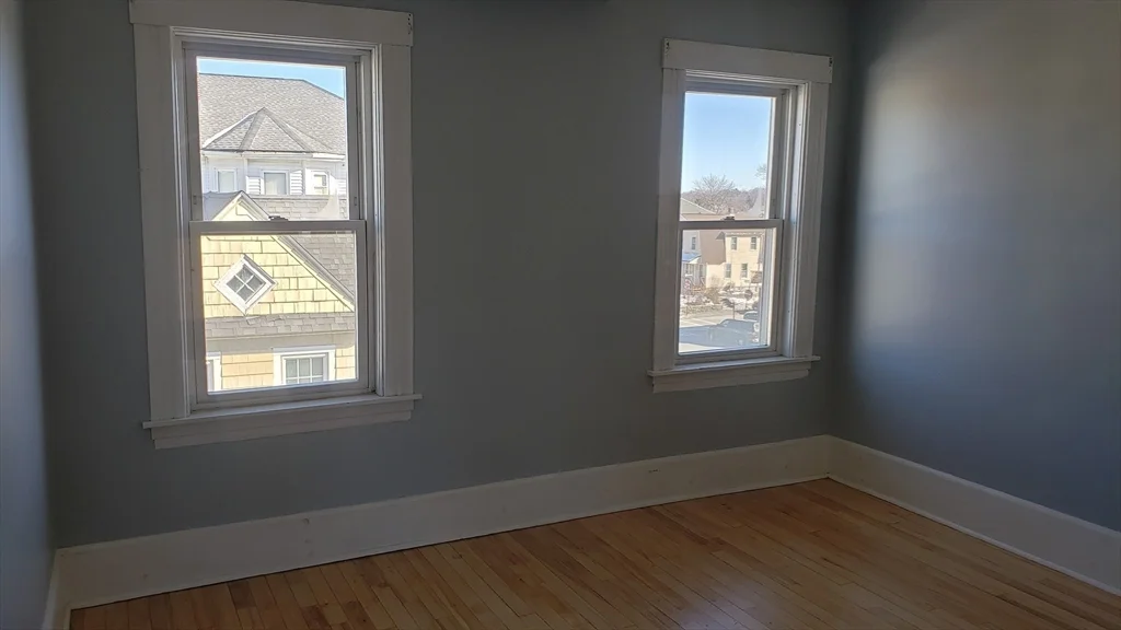2 bed, 1 bath apartment for rent at 87 Hamilton St Unit 3, Worcester — photo 10 of 19