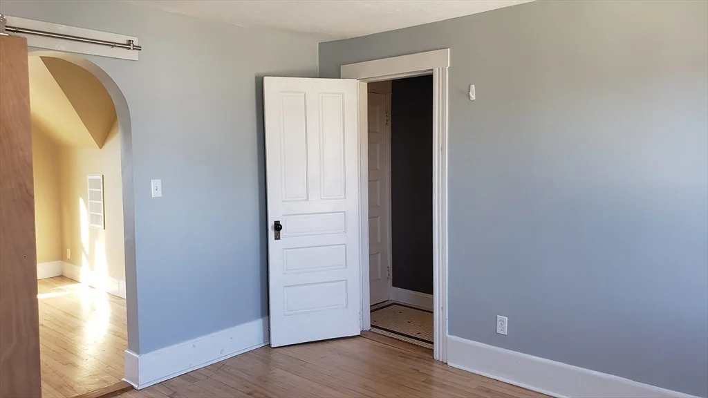 2 bed, 1 bath apartment for rent at 87 Hamilton St Unit 3, Worcester — photo 14 of 19