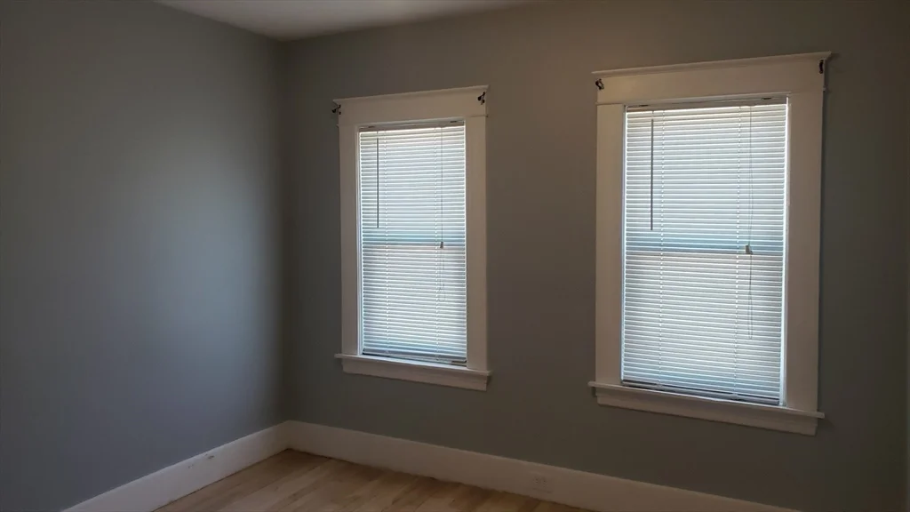 2 bed, 1 bath apartment for rent at 87 Hamilton St Unit 3, Worcester — photo 9 of 19