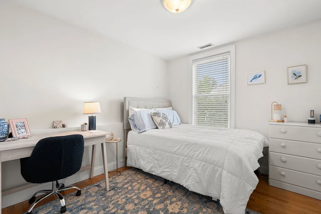 3 bed, 1 bath apartment for rent at 87 M St Unit 3, South Boston — photo 12 of 21