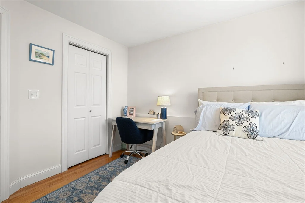 3 bed, 1 bath apartment for rent at 87 M St Unit 3, South Boston — photo 13 of 21