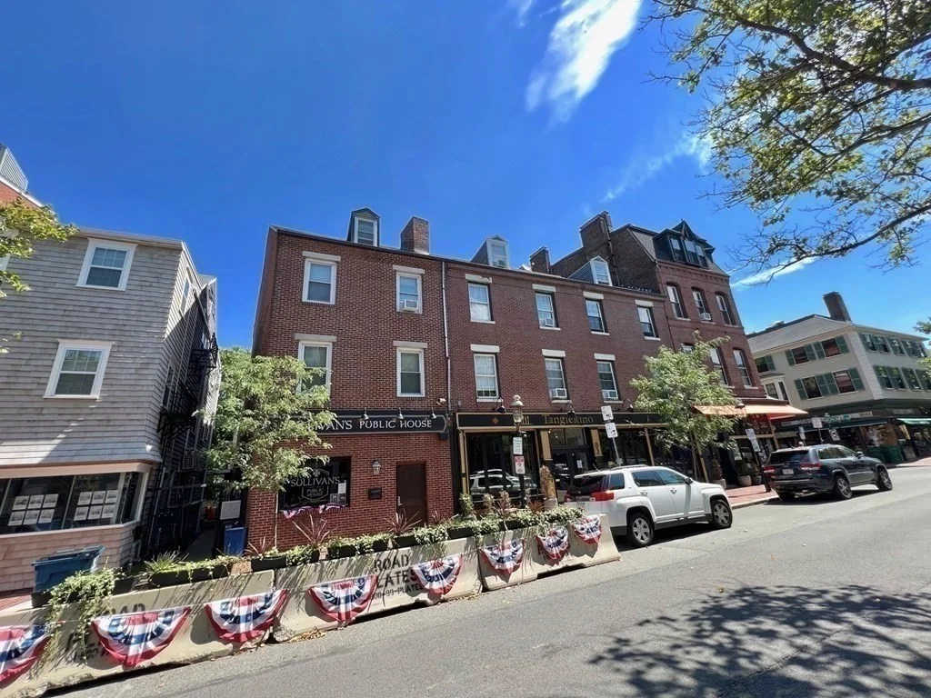 1 bed, 1 bath apartment for rent at 87 Main St Unit 3, Charlestown