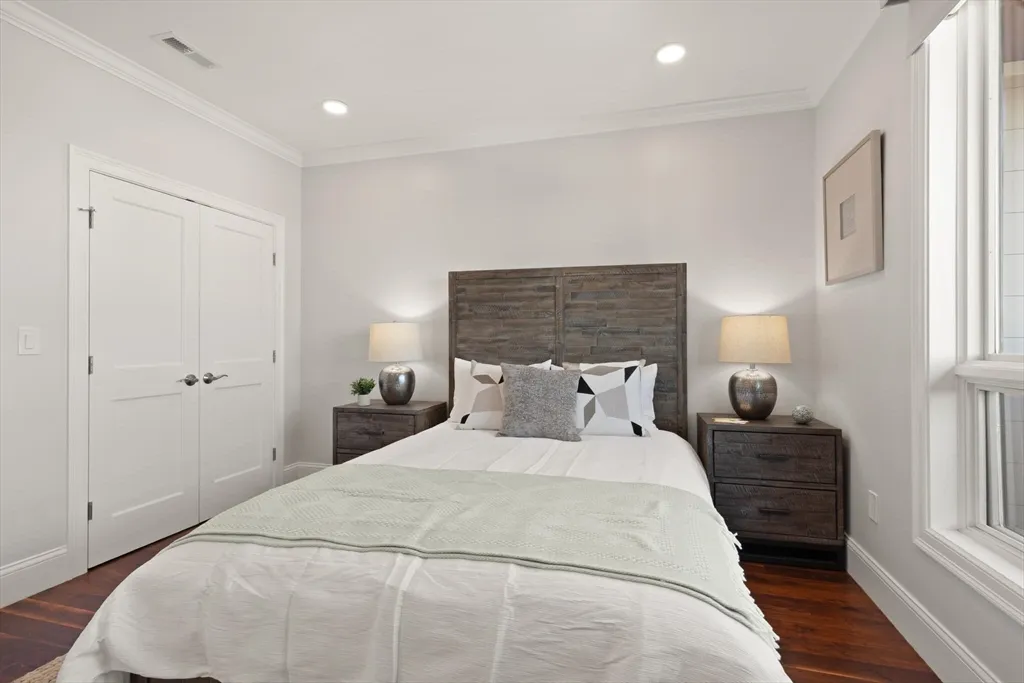 2 bed, 2 bath apartment for rent at 87 Medford St Unit 305, Tufts University — photo 11 of 22