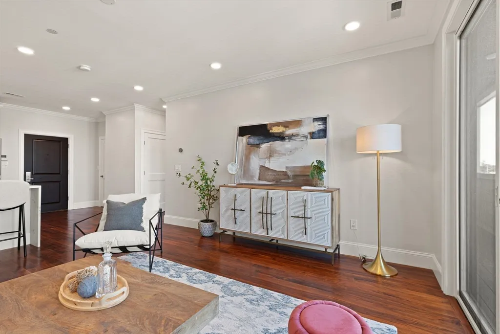 2 bed, 2 bath apartment for rent at 87 Medford St Unit 305, Tufts University — photo 3 of 22