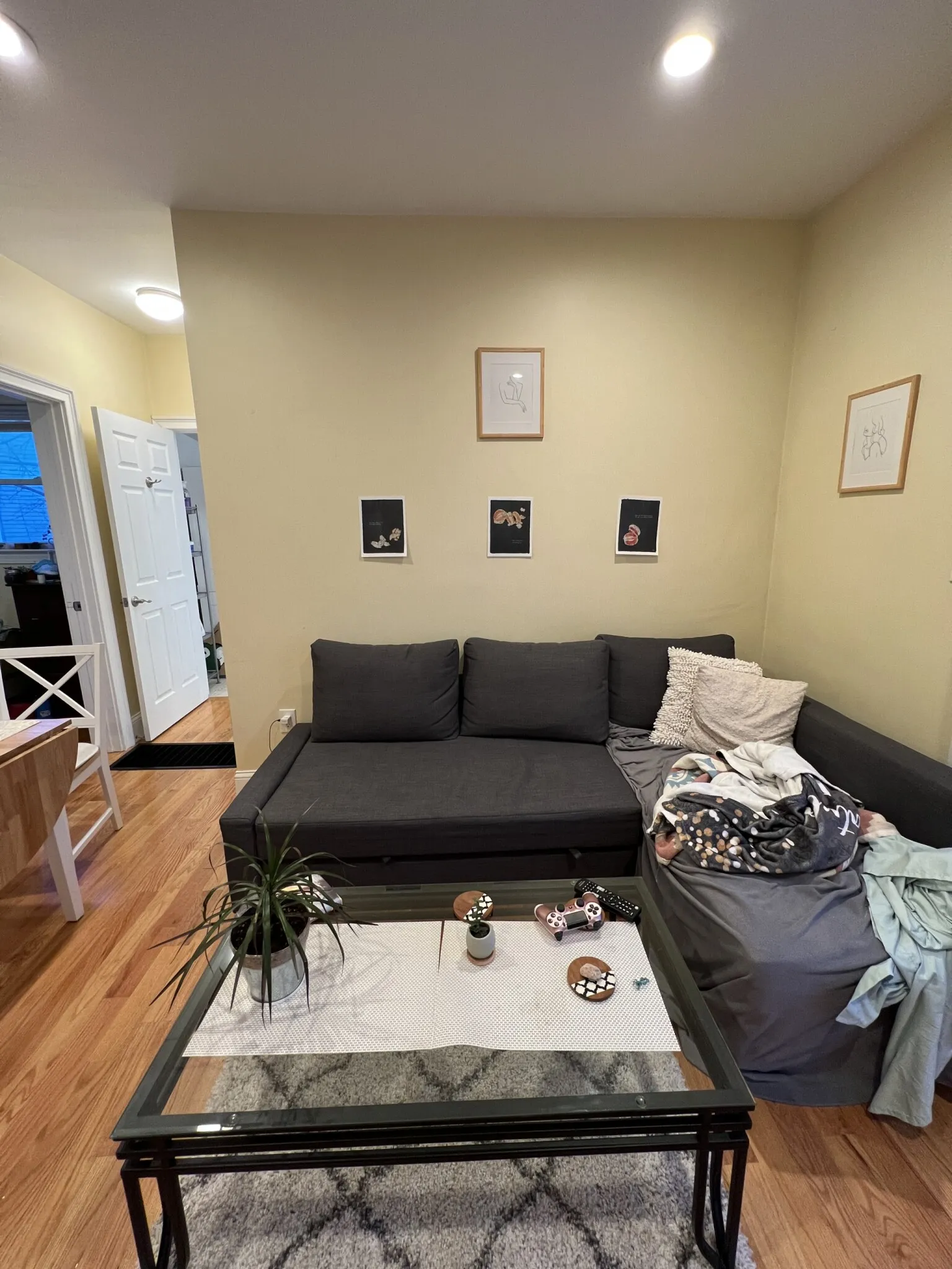 3 bed, 2 bath apartment for rent at 87 Morrison Ave Unit 1R, Powder House Square — photo 7 of 16