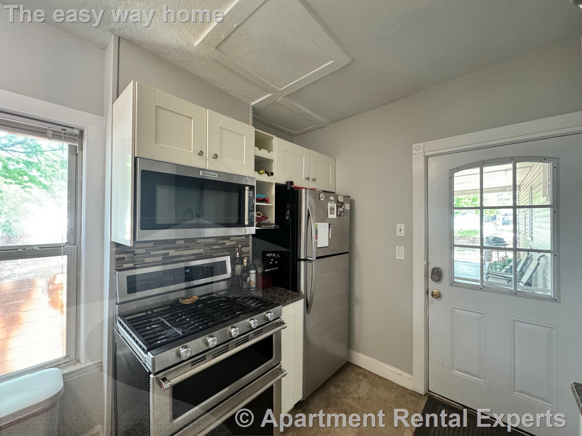 3 bed, 2 bath apartment for rent at 87 North St Unit 1, Tufts — photo 13 of 22