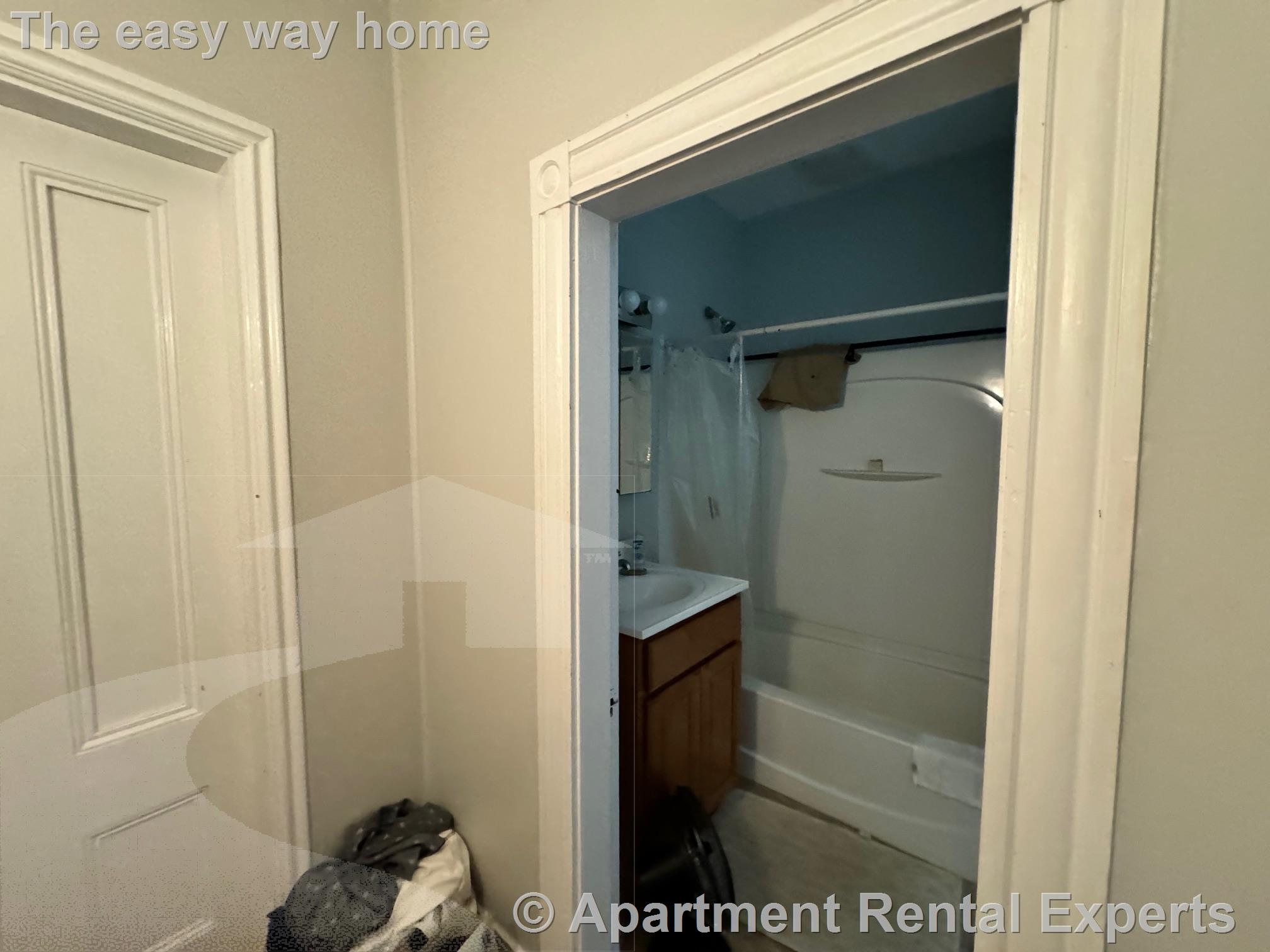 3 bed, 2 bath apartment for rent at 87 North St Unit 1, Tufts — photo 14 of 22