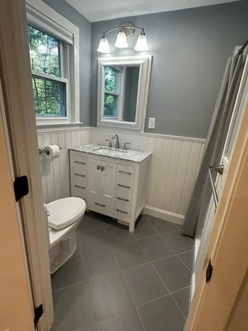 3 bed, 2 bath apartment for rent at 87 North St Unit 87, Duxbury — photo 10 of 16