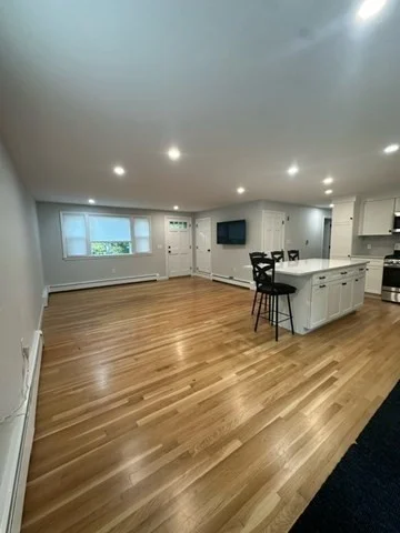 3 bed, 2 bath apartment for rent at 87 North St Unit 87, Duxbury — photo 5 of 16