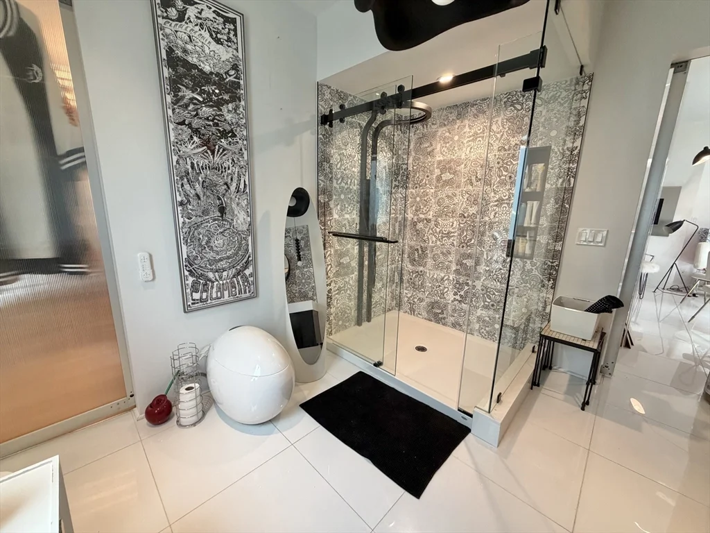 1 bed, 1 bath apartment for rent at 87 Oxford Ave Unit 1, Strawberry Hill — photo 19 of 20