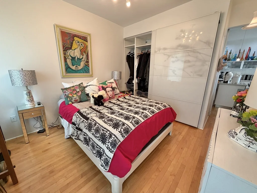 1 bed, 1 bath apartment for rent at 87 Oxford Ave Unit 1, Strawberry Hill — photo 13 of 20