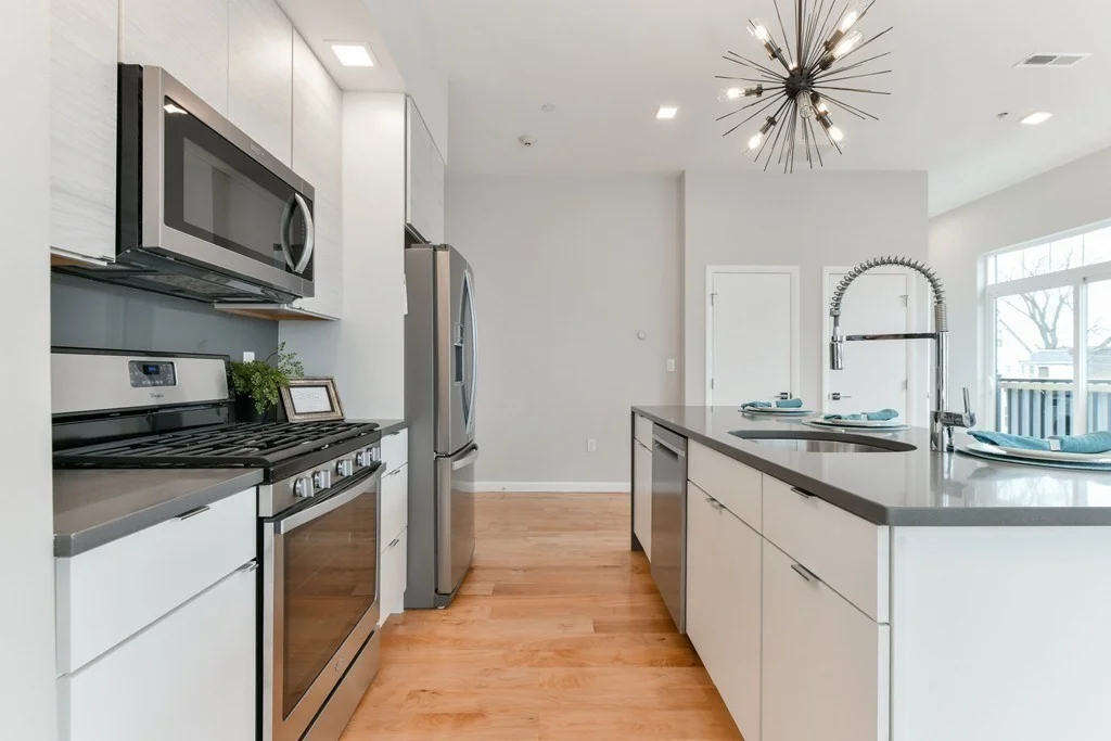 2 bed, 1 bath apartment for rent at 87 Parker St Unit 201, Chelsea