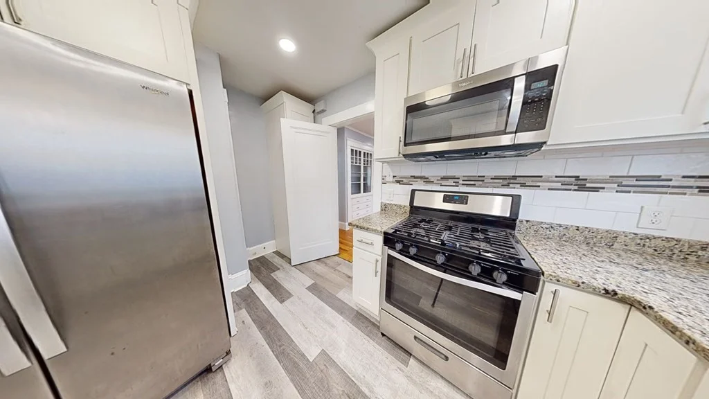 3 bed, 1 bath apartment for rent at 87 Rowe St Unit 2, Roslindale — photo 3 of 39