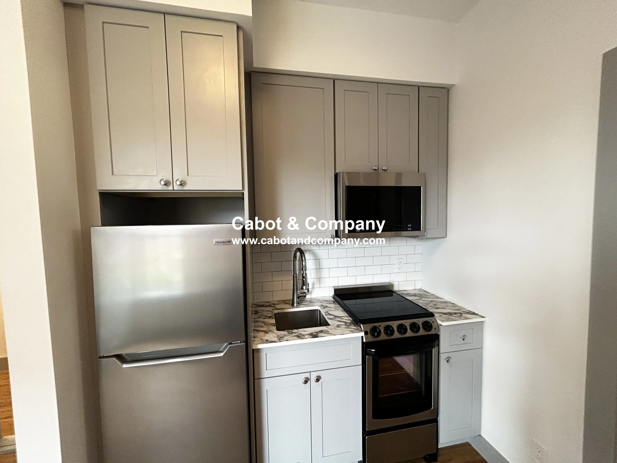 Studio bed, 1 bath apartment for rent at 87 Saint Botolph St Unit 11, Back Bay — photo 2 of 7