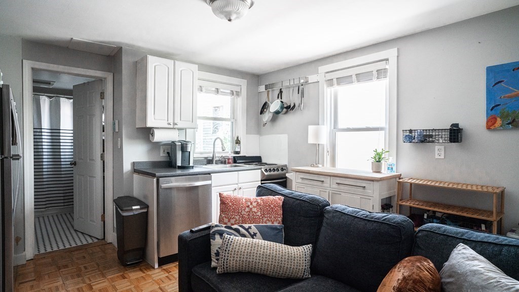 1 bed, 1 bath apartment for rent at 87 School St Unit 1, Charlestown — photo 2 of 6