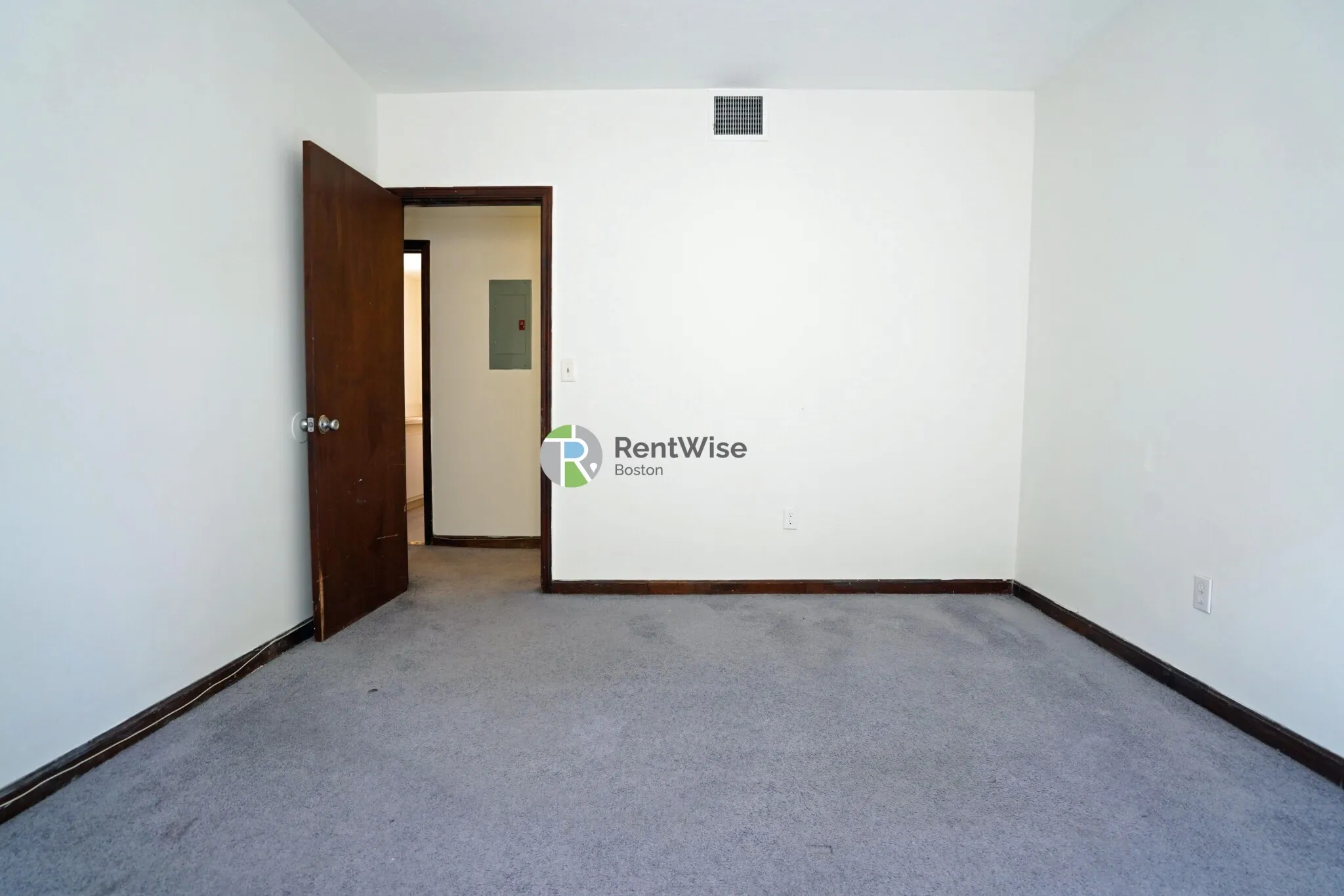 3 bed, 1 bath apartment for rent at 87 Sheridan St Unit 3, Jamaica Plain — photo 10 of 19