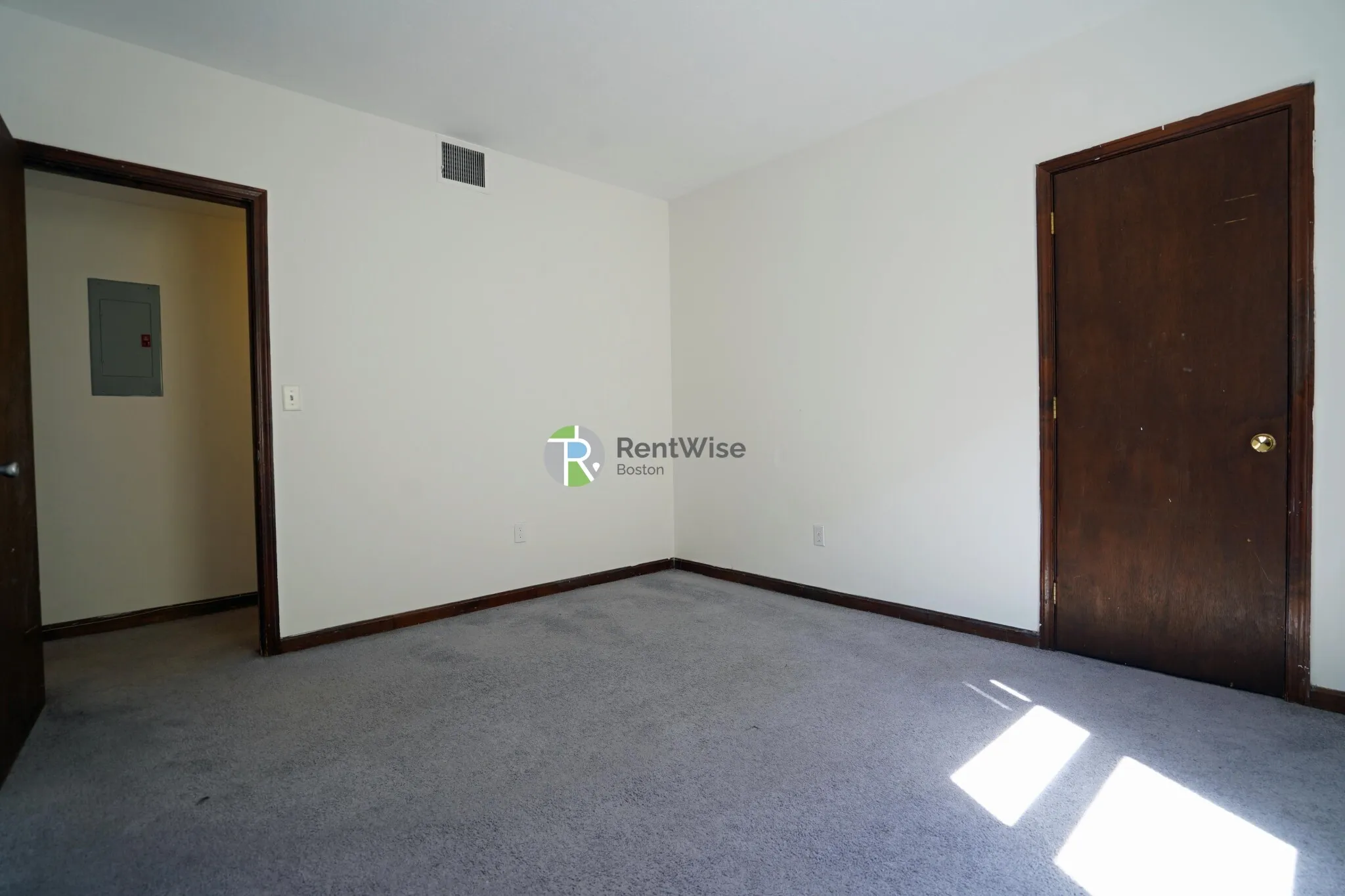 3 bed, 1 bath apartment for rent at 87 Sheridan St Unit 3, Jamaica Plain — photo 8 of 19