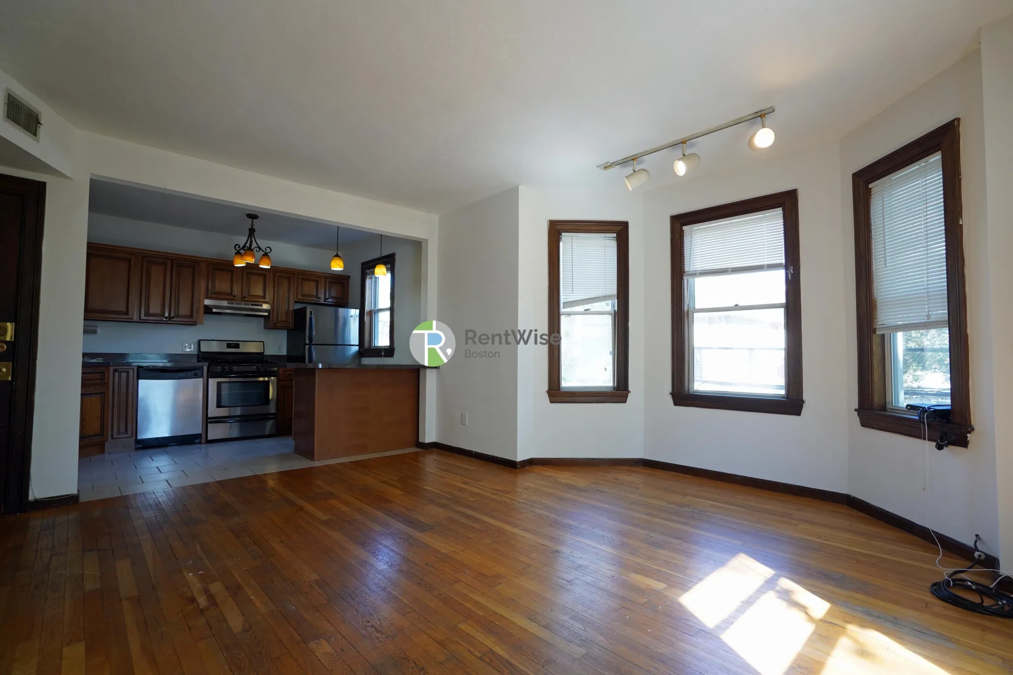 3 bed, 1 bath apartment for rent at 87 Sheridan St Unit 3, Jamaica Plain